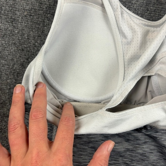 MARMOT Women’s Stability Athletic Tank Top white/Grey size: Small - Picture 3 of 7